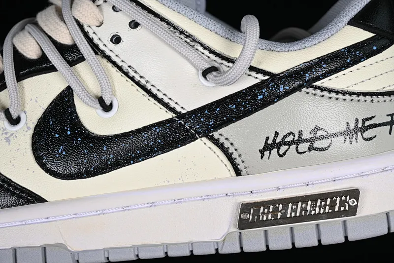 All Categories Nk SB Dunk Series Nk SB Dunk Low Low-top sneakers Customized large box Nk Dunk Low "Miami Hurricanes" Space Exploration Star Trek Customized version of deconstructed straps retro distressed low-top sneakers DJ6188-003